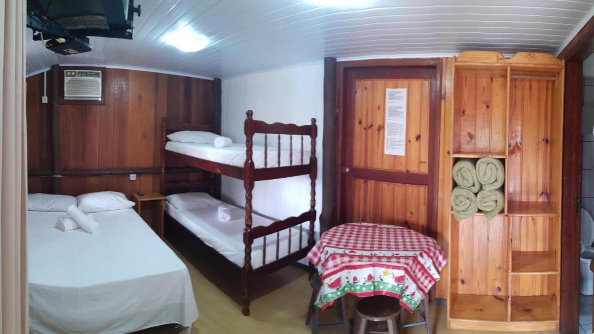 Pousada Halliny do Rosa Praia do Rosa Habitación foto